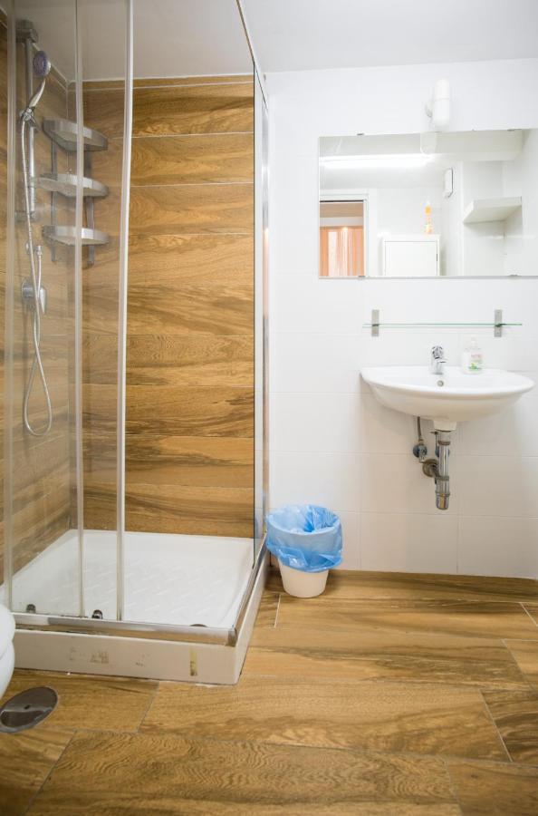 Stay In Naples Flats Toledo Екстер'єр фото